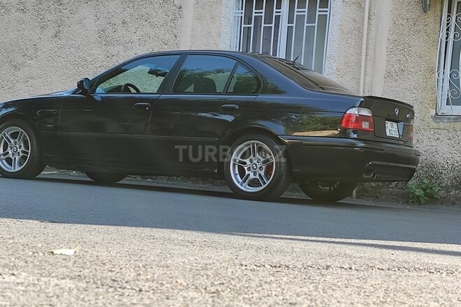 BMW 525 2000, 270,000 km - 2.5 l - Zaqatala