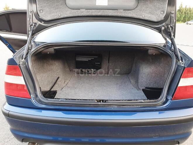BMW 320 2004, 190,000 km - 2.2 l - Gəncə