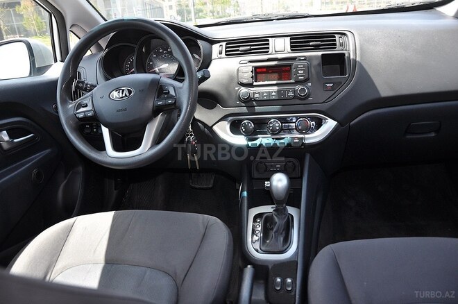 Kia Rio 2015, 98,000 km - 1.6 l - Bakı
