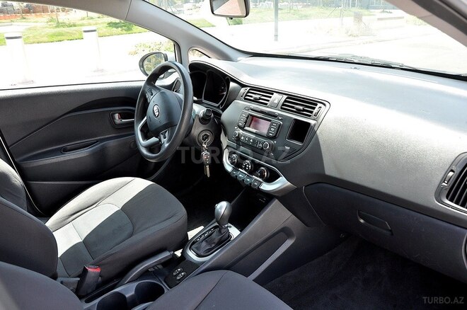 Kia Rio 2015, 98,000 km - 1.6 l - Bakı