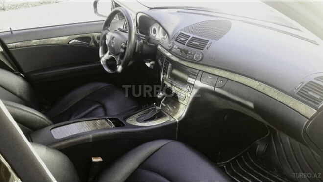 Mercedes E 350 2006, 237,000 km - 3.5 l - Bakı