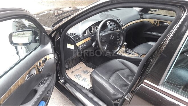 Mercedes E 350 2006, 237,000 km - 3.5 l - Bakı