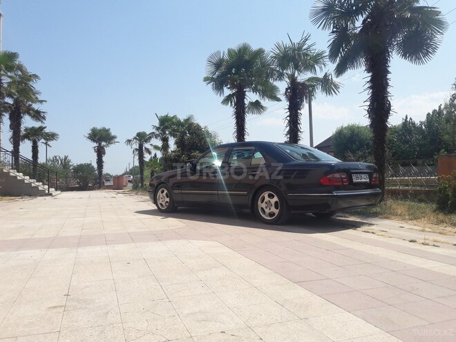 Mercedes E 220 2001, 345,625 km - 2.2 l - Cəlilabad