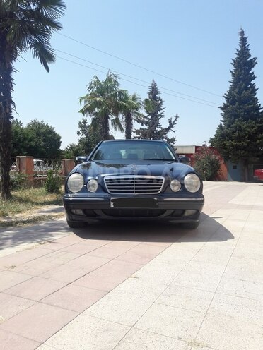 Mercedes E 220 2001, 345,625 km - 2.2 l - Cəlilabad