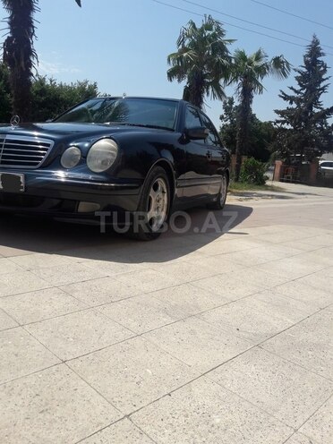 Mercedes E 220 2001, 345,625 km - 2.2 l - Cəlilabad