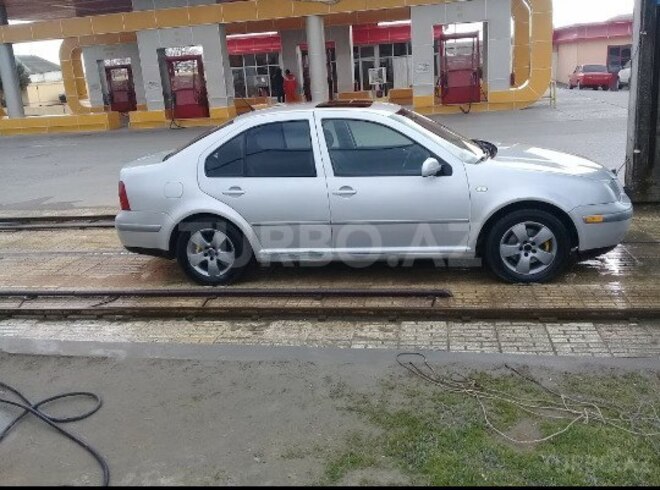 Volkswagen Jetta 2004, 233,500 km - 2.0 l - Bakı