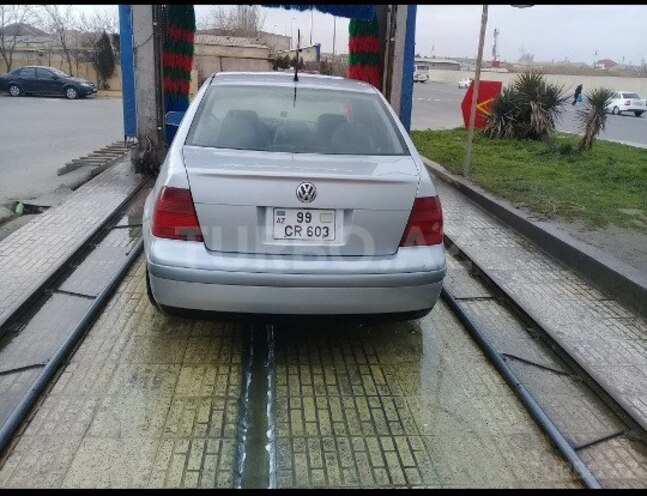Volkswagen Jetta 2004, 233,500 km - 2.0 l - Bakı