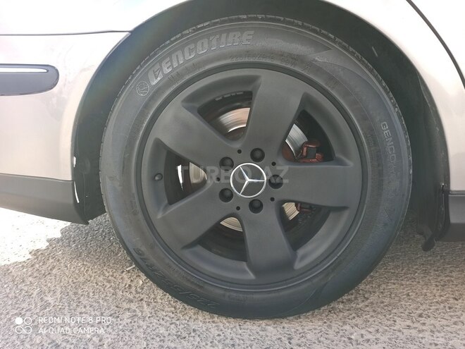 Mercedes E 220 2002, 272,000 km - 2.2 l - Bakı