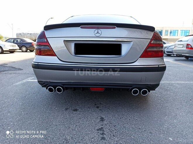 Mercedes E 220 2002, 272,000 km - 2.2 l - Bakı
