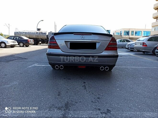 Mercedes E 220 2002, 272,000 km - 2.2 l - Bakı