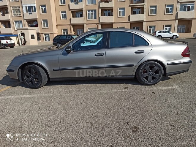 Mercedes E 220 2002, 272,000 km - 2.2 l - Bakı