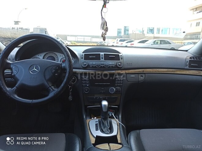 Mercedes E 220 2002, 272,000 km - 2.2 l - Bakı
