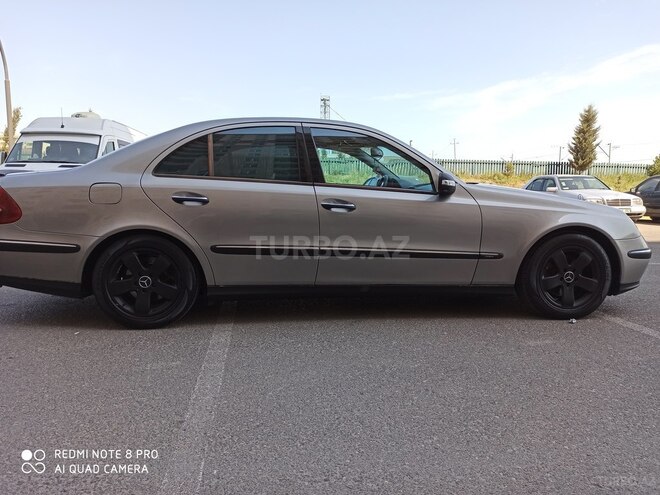 Mercedes E 220 2002, 272,000 km - 2.2 l - Bakı