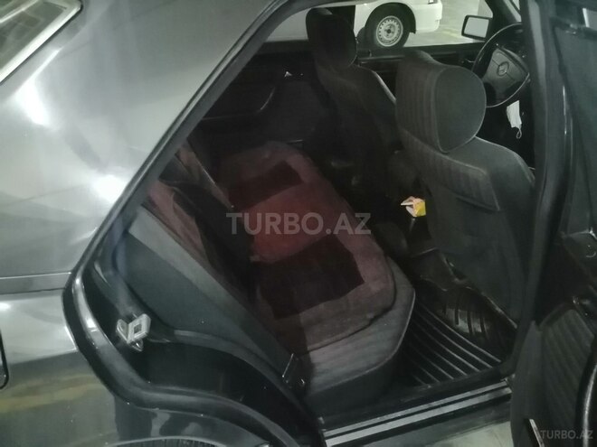 Mercedes E 200 1991, 284,500 km - 2.0 l - Bakı