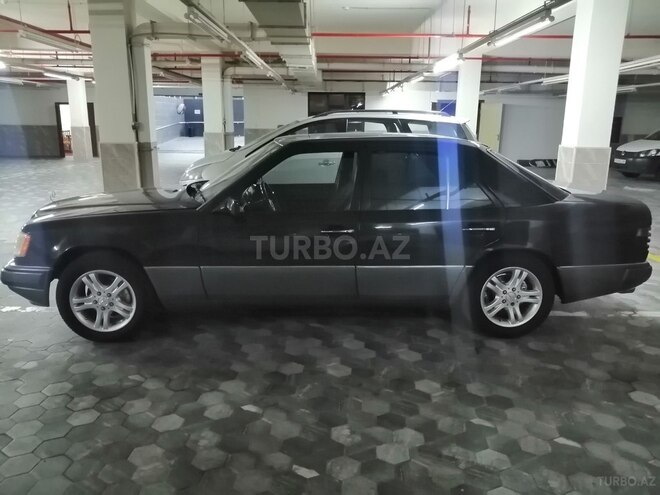 Mercedes E 200 1991, 284,500 km - 2.0 l - Bakı