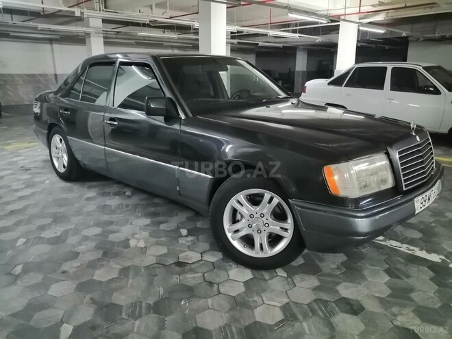 Mercedes E 200 1991, 284,500 km - 2.0 l - Bakı