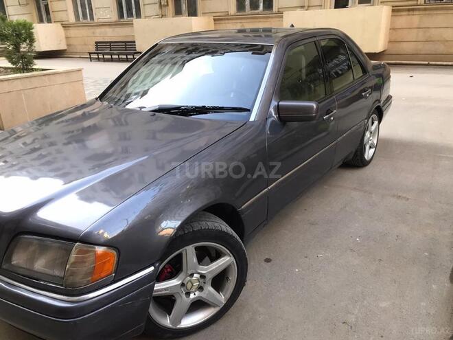 Mercedes C 230 1997, 307,000 km - 2.3 l - Bakı