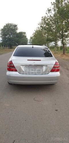 Mercedes E 220 2006, 248,880 km - 2.2 л - Tovuz