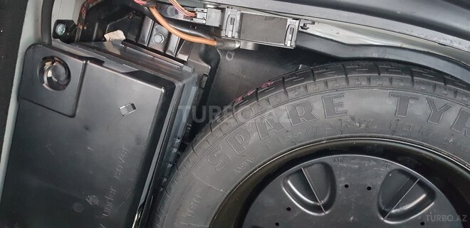 Mercedes E 220 2006, 248,880 km - 2.2 л - Tovuz