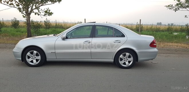 Mercedes E 220 2006, 248,880 km - 2.2 л - Tovuz