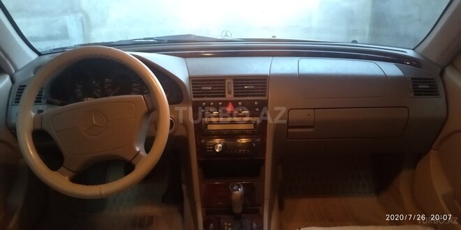 Mercedes C 200 1998, 208,354 km - 2.0 л - Şəki