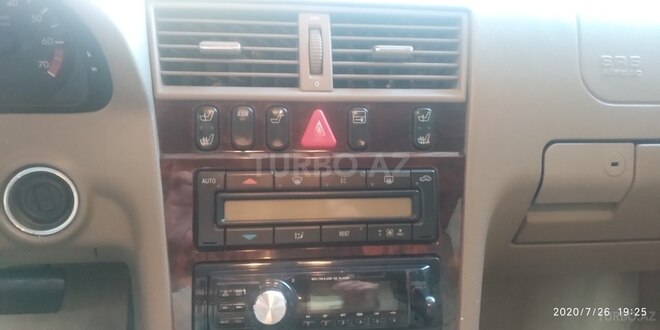 Mercedes C 200 1998, 208,354 km - 2.0 л - Şəki