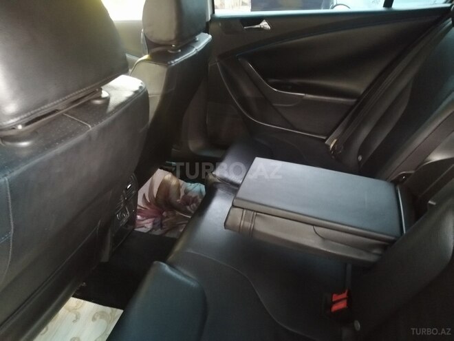 Volkswagen Passat 2005, 244,000 km - 2.0 л - Bakı