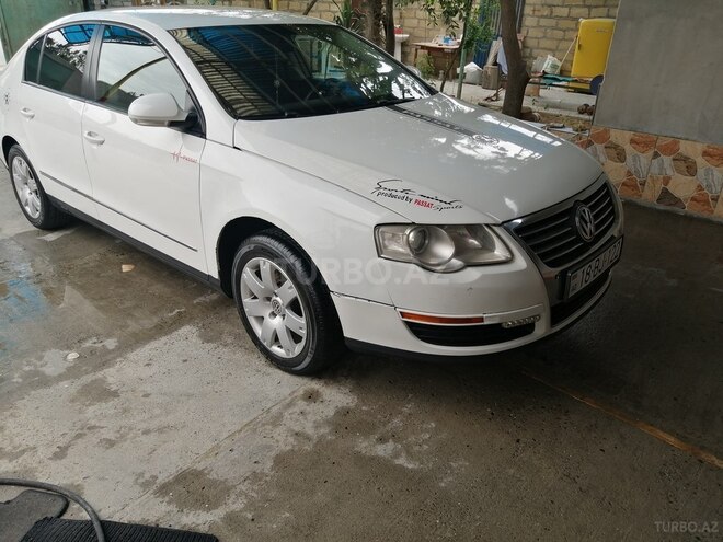 Volkswagen Passat 2005, 244,000 km - 2.0 л - Bakı