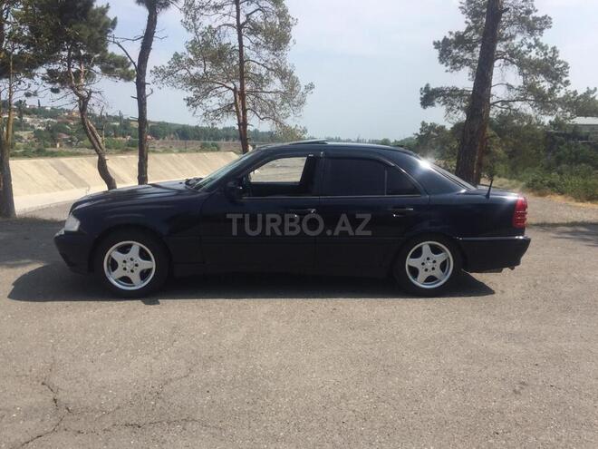 Mercedes C 200 1993, 462,000 km - 2.0 l - Quba