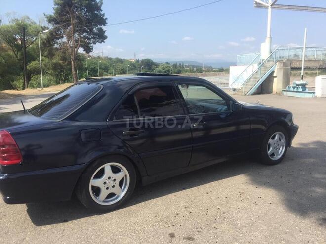 Mercedes C 200 1993, 462,000 km - 2.0 l - Quba
