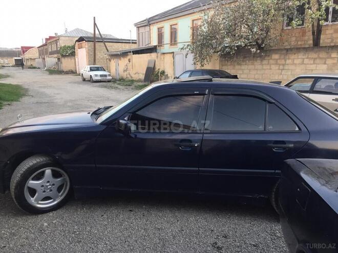 Mercedes C 200 1993, 462,000 km - 2.0 l - Quba