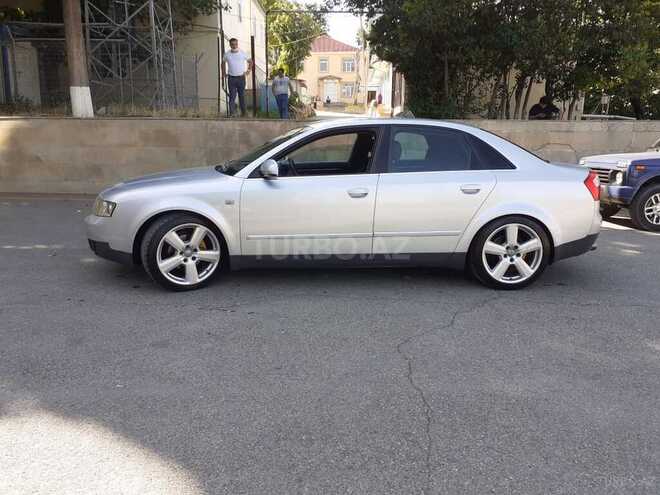 Audi A4 2002, 297,000 km - 2.0 л - Şamaxı