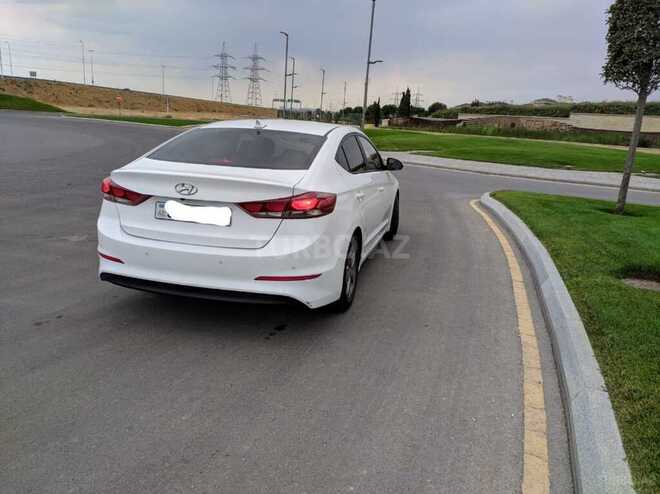 Hyundai Elantra 2015, 67,700 km - 1.6 l - Bakı