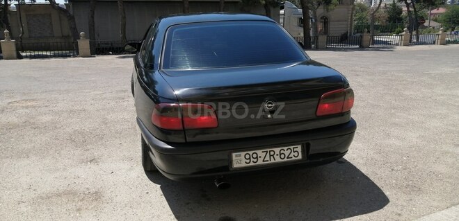 Opel Omega 1995, 295,000 km - 2.0 l - Bakı
