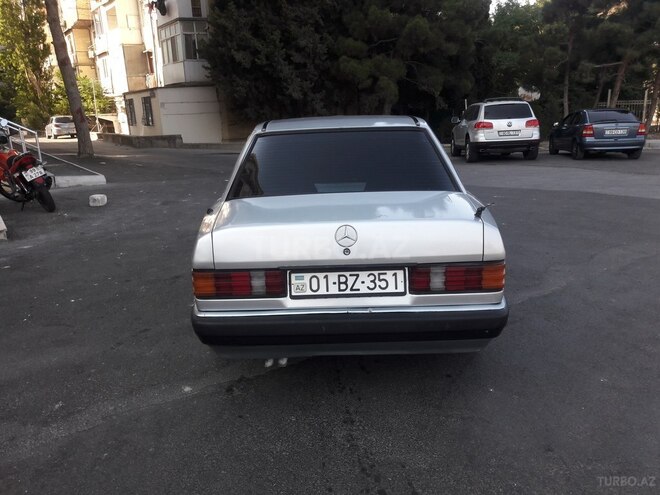 Mercedes 190 1990, 285,326 km - 2.0 l - Bakı