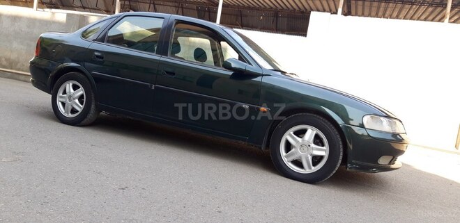 Opel Vectra 1998, 285,000 km - 1.8 л - Gəncə