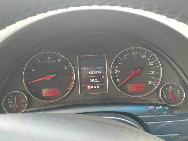 Audi A4 2002, 325,000 km - 2.0 l - Bakı