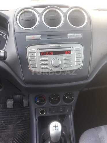 Ford Tourneo Connect 2009, 126,000 km - 1.8 л - Bakı