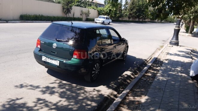 Volkswagen Golf 1998, 268,000 km - 1.8 l - Yevlax
