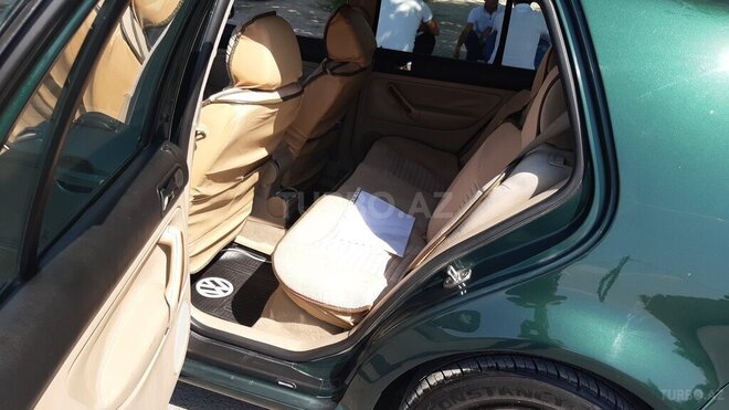Volkswagen Golf 1998, 268,000 km - 1.8 l - Yevlax