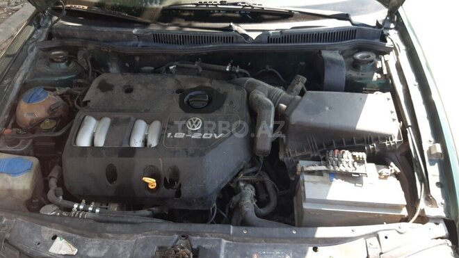 Volkswagen Golf 1998, 268,000 km - 1.8 l - Yevlax