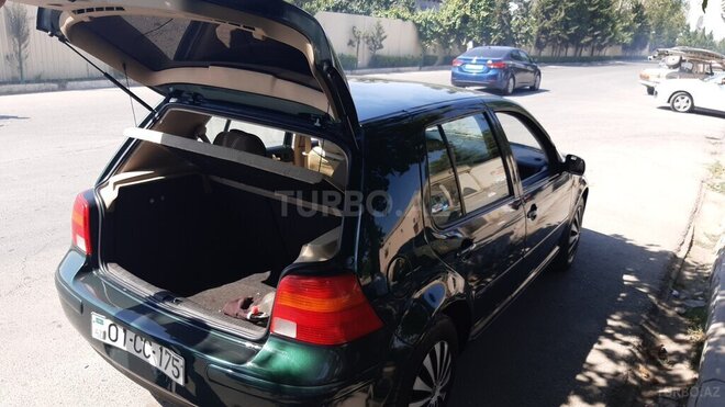 Volkswagen Golf 1998, 268,000 km - 1.8 l - Yevlax