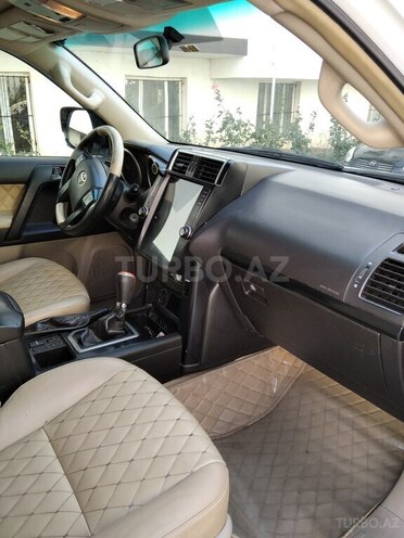 Toyota Prado 2010, 185,500 km - 2.7 л - Bakı