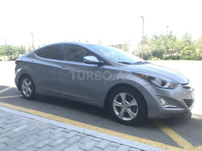Hyundai Elantra 2015, 29,000 km - 1.8 л - Bakı