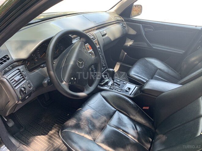 Mercedes E 280 2000, 237,000 km - 2.8 l - Gəncə