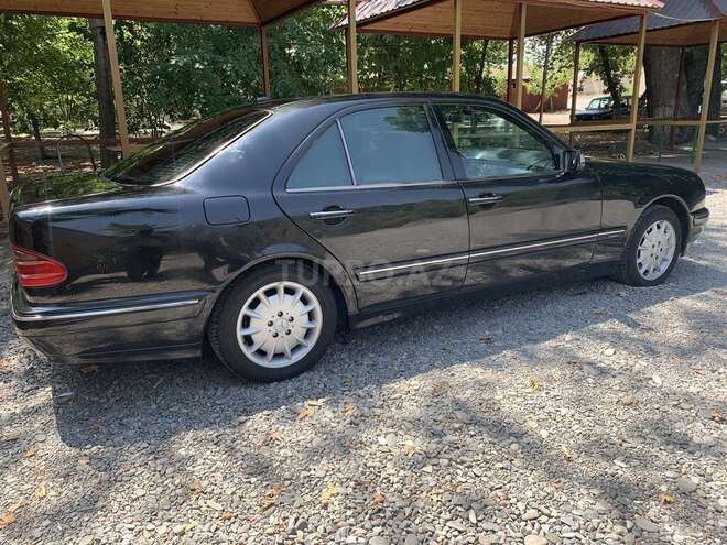Mercedes E 280 2000, 237,000 km - 2.8 l - Gəncə