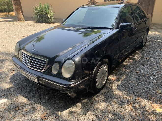 Mercedes E 280 2000, 237,000 km - 2.8 l - Gəncə