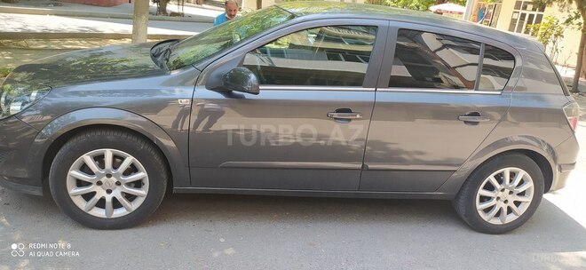 Opel Astra 2009, 213,000 km - 1.4 л - Mingəçevir