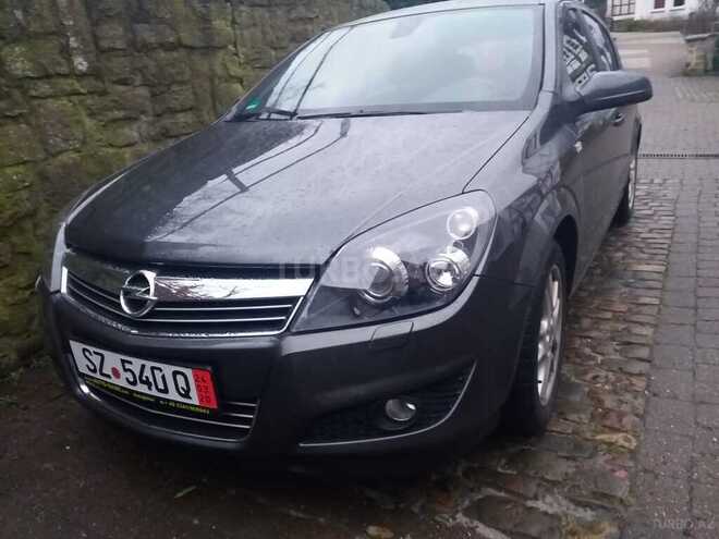 Opel Astra 2009, 213,000 km - 1.4 л - Mingəçevir