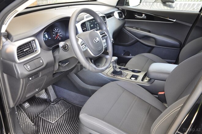 Kia Sorento 2019, 9,000 km - 2.4 л - Bakı